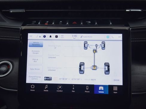 Used 2023 Jeep Grand Cherokee L Limited w/ Luxury Tech Group II image 28