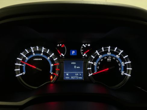Used 2019 Toyota 4Runner Limited AWD/4WD image 15