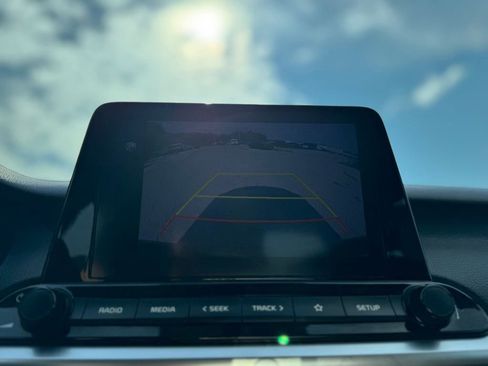 Used 2023 Kia Forte LXS image 19