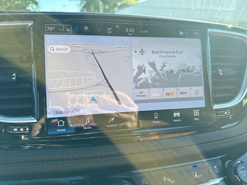 New 2026 Chrysler Pacifica Pinnacle image 21