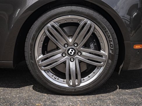 Used 2013 Bentley Mulsanne RWD image 13