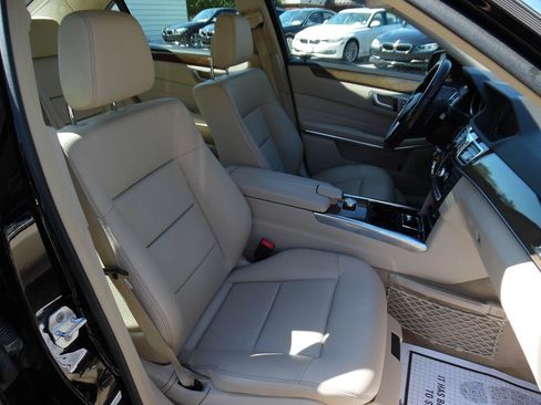 Used 2014 Mercedes-Benz E 350 4MATIC Sedan w/ Premium 1 Package image 23