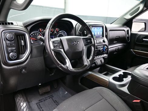 Used 2020 Chevrolet Silverado 1500 LT Trail Boss AWD/4WD image 16