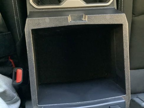 Used 2024 Toyota Tacoma TRD Off-Road image 26