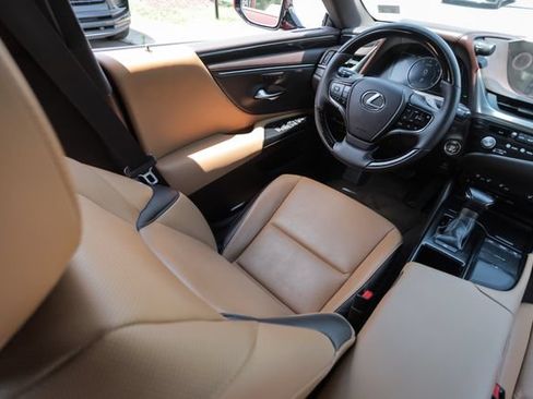 Used 2021 Lexus ES 350 w/ Premium Package FWD image 44