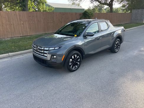 Used 2025 Hyundai Santa Cruz SEL AWD/4WD image 1
