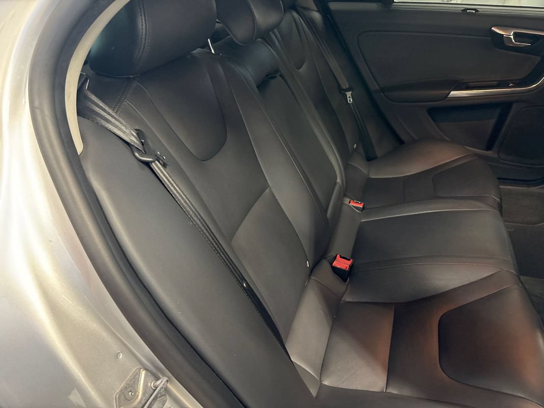 Used 2017 Volvo S60 T5 Inscription FWD image 41