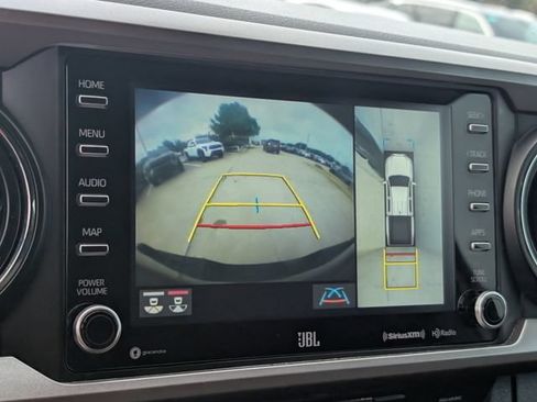 Used 2020 Toyota Tacoma Limited AWD/4WD image 15