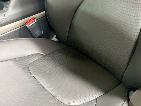 New 2026 Kia Carnival EX image 20