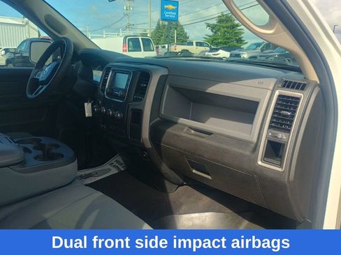 Used 2018 RAM 1500 Express w/ Express Value Package AWD/4WD image 19