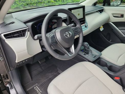 New 2026 Toyota Corolla Cross LE FWD image 15