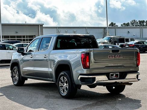 Used 2025 GMC Sierra 1500 SLT image 6