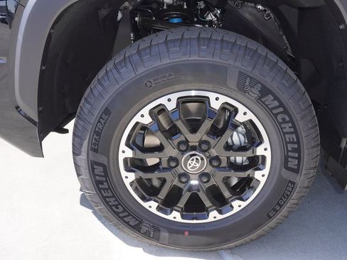 New 2026 Toyota Tundra SR5 AWD/4WD image 19