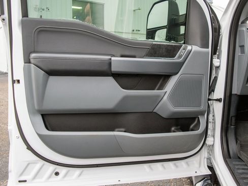 Used 2021 Ford F150 XLT w/ Equipment Group 302A High image 30