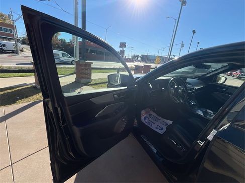 Used 2022 Acura MDX A-Spec image 13