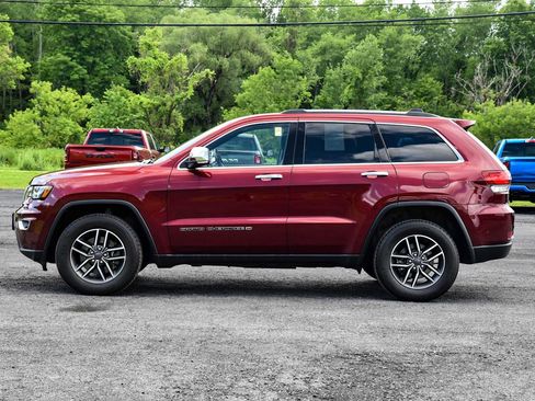 Certified 2022 Jeep Grand Cherokee Limited w/ Trailer Tow Group IV AWD/4WD image 6