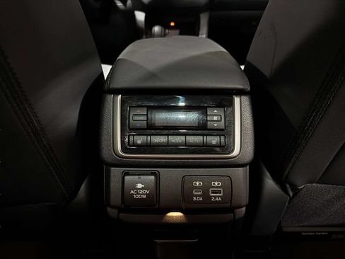 Used 2025 Subaru Ascent Bronze Edition w/ Onyx Package AWD/4WD image 24