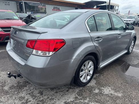Used 2011 Subaru Legacy 2.5i Premium image 6