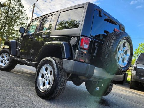 Used 2014 Jeep Wrangler Unlimited Sport AWD/4WD image 4