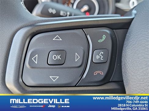 New 2025 Jeep Gladiator Sport image 28