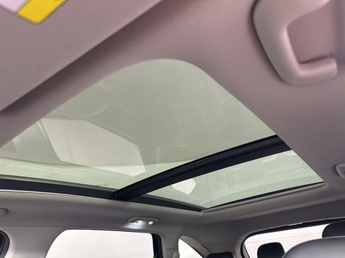 Used 2023 Kia Sorento X-Line EX image 16