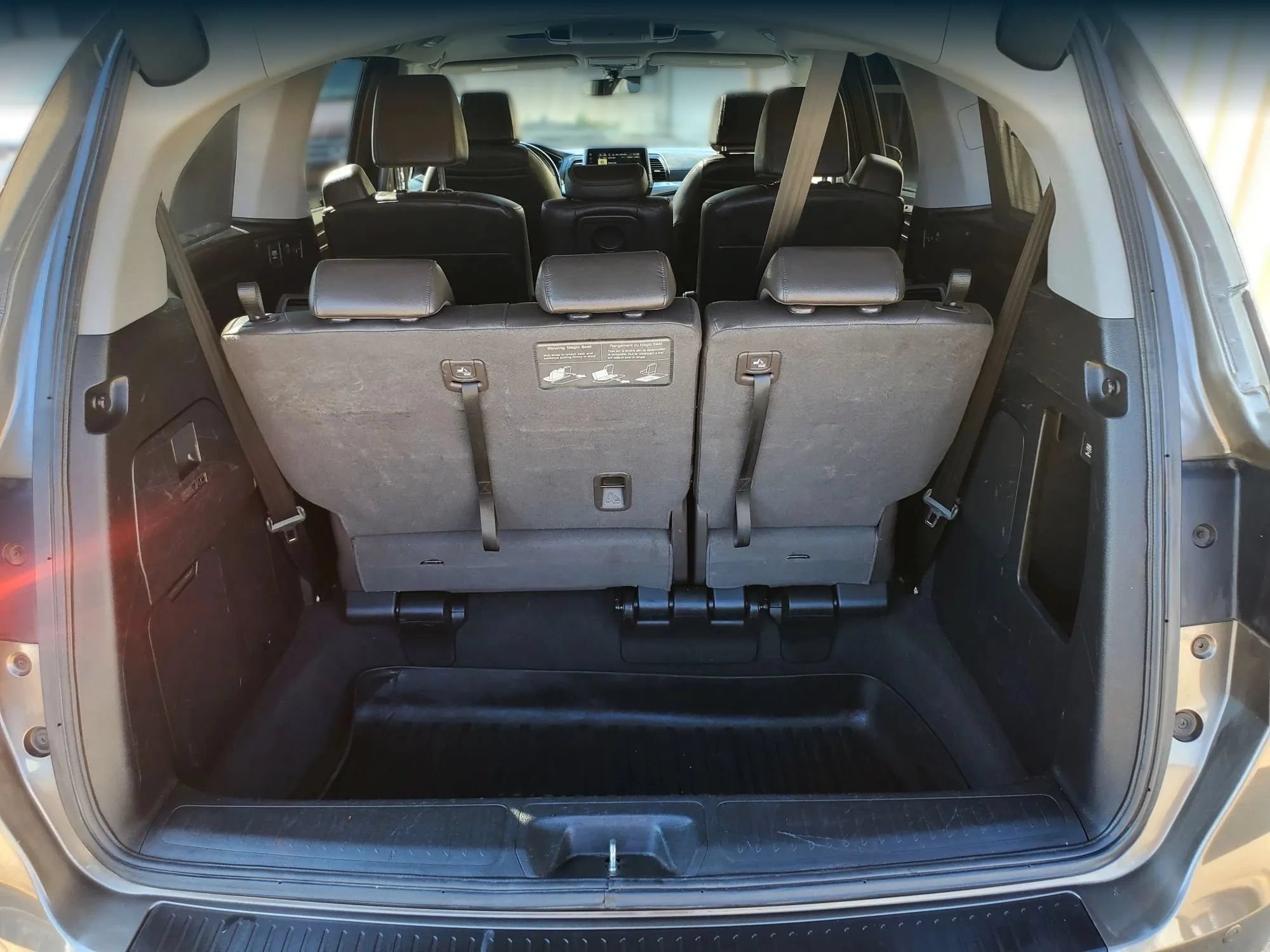 Used 2018 Honda Odyssey Elite image 56