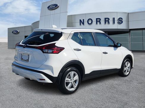 Used 2024 Nissan Kicks S image 4