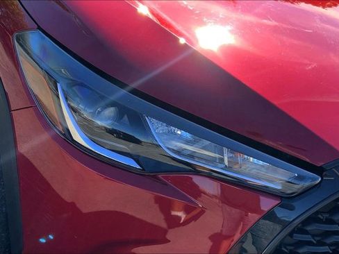 Used 2023 Toyota Corolla Cross LE image 27