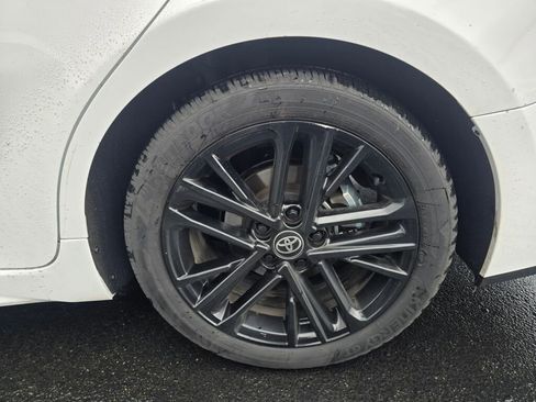 Used 2025 Toyota Camry SE image 20