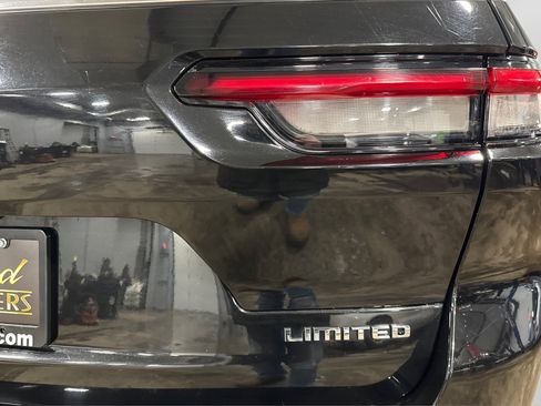 Used 2021 Jeep Grand Cherokee L Limited image 48