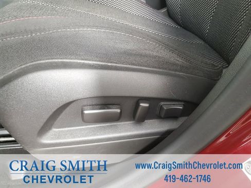 Used 2017 Chevrolet Equinox LT w/ Convenience Package image 13