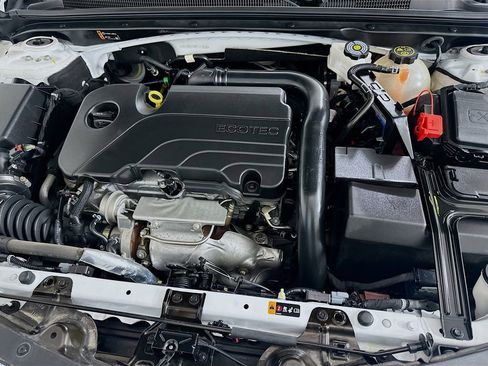 Used 2023 Chevrolet Malibu LS FWD image 28