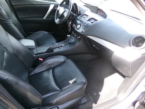 Used 2012 MAZDA MAZDA3 i Grand Touring w/ Tech Pkg image 9