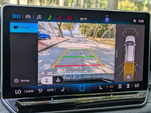 New 2026 Volkswagen Tiguan S FWD image 21
