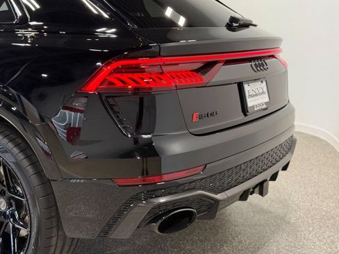 Used 2021 Audi RS Q8 w/ Carbon Optic Package AWD/4WD image 28