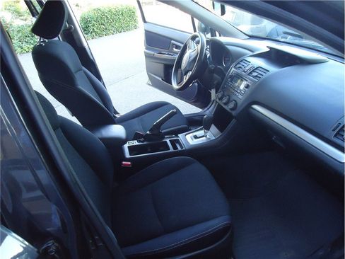 Used 2014 Subaru Crosstrek 2.0i Premium w/ Moonroof Package AWD/4WD image 15