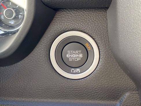 Used 2023 RAM 1500 Laramie AWD/4WD image 24