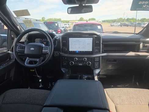 Used 2025 Ford F150 XLT w/ Equipment Group 302A MID AWD/4WD image 13
