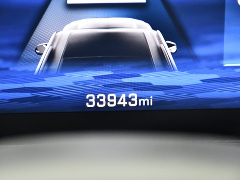 Used 2025 Chevrolet Traverse Z71 image 17