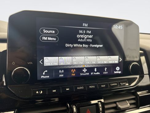 Used 2023 Nissan Pathfinder SL AWD/4WD image 14