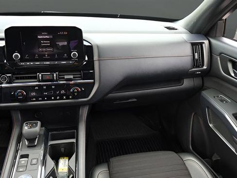 Used 2023 Nissan Pathfinder Rock Creek AWD/4WD image 16