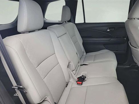 Used 2019 Honda Passport Elite image 26