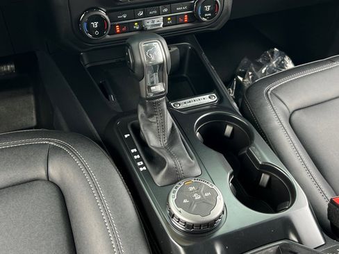 New 2025 Ford Bronco Big Bend image 16