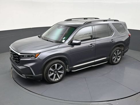 Used 2024 Honda Pilot Elite image 11