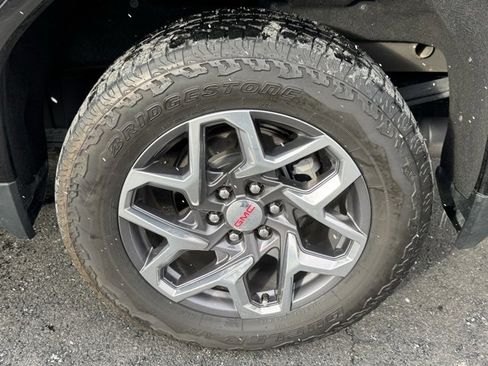 Used 2022 GMC Sierra 1500 SLT w/ SLT Premium Plus Package image 48