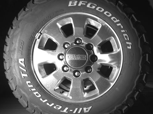 Used 2015 GMC Sierra 2500 SLE w/ SLE Preferred Package AWD/4WD image 9