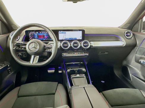 Used 2026 Mercedes-Benz GLB 250 4MATIC image 48