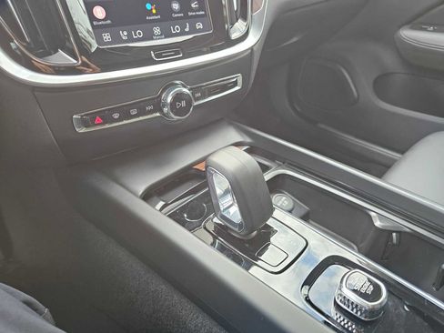 Certified 2025 Volvo V60 B5 Cross Country Plus image 28