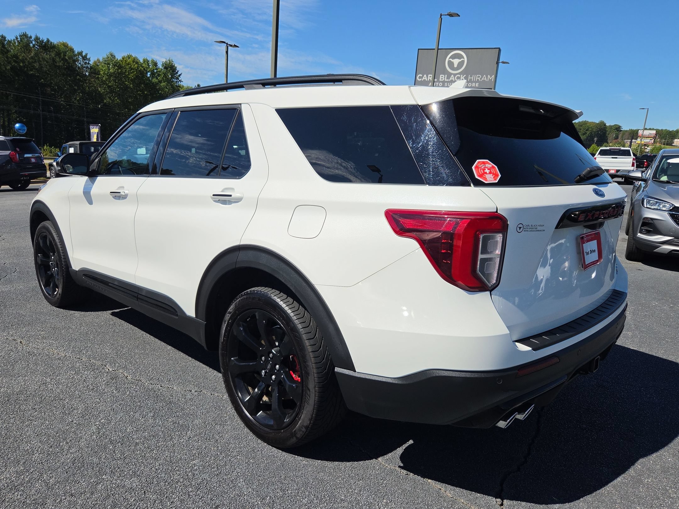Used 2024 Ford Explorer ST w/ Equipment Group 401A AWD/4WD image 6