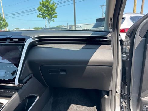 New 2023 Hyundai Tucson Limited AWD/4WD image 17